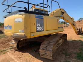 Komatsu PC200-7 Excavator for Sale - picture0' - Click to enlarge