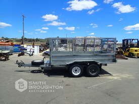 2010 COASTAL MACHINERY TANDEM AXLE TILTING CAGED BOX TRAILER - picture1' - Click to enlarge