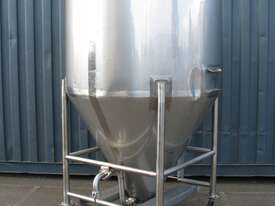 Large Stainless Steel Tank - 1800L - picture0' - Click to enlarge
