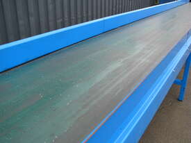 Large Motorised Variable Speed Belt Conveyor - 8m long - picture2' - Click to enlarge