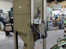 DCE Unimaster UMA 252 G5 Dust Extractor - picture0' - Click to enlarge