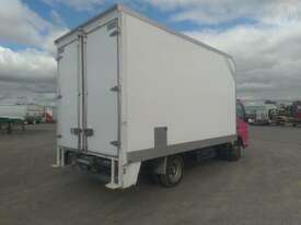 Mitsubishi Canter - picture2' - Click to enlarge