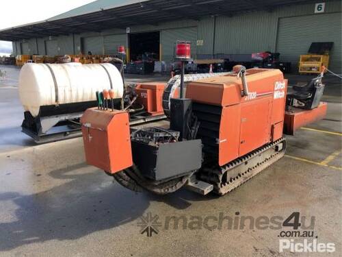 1995 Ditch Witch JT820