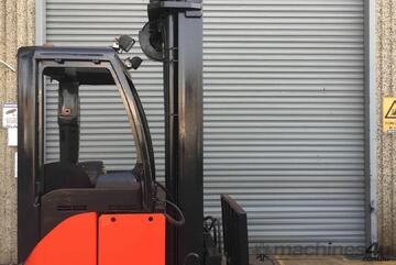NATIONAL FORKLIFT - LINDE R20 Late Model 6.4m Double Deep Reach Cold Room Ok NATIONAL FORKLIFT - LINDE R20 Late Model 6.4m Double Deep Reach Cold Room Ok