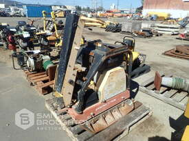 2007 DYNAPAC LG500 PLATE COMPACTOR - picture1' - Click to enlarge