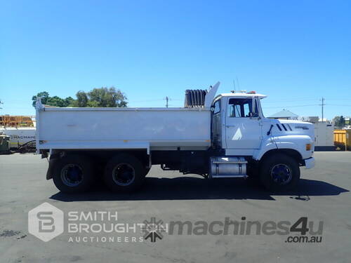 1989 FORD AEROMAX L9000 6X4 TIPPER