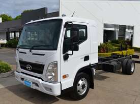 2022 HYUNDAI EX10 LWB - Cab Chassis Trucks - picture0' - Click to enlarge
