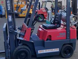 1.8 Ton Nissan forklift for sale 3700mm lift height solid tyres side shift - picture0' - Click to enlarge