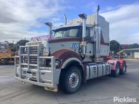 2011 Mack Superliner - picture0' - Click to enlarge