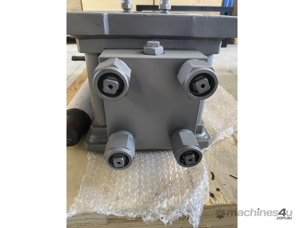 New 2022 Hammer Down Post Drivers Hydraulic Post Driver with Euro Hitch