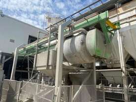 Concrete Batching Plant - picture0' - Click to enlarge