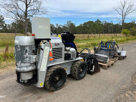 Kanga KANGA SCHIBECI 850DE Skid Steer Loader - picture0' - Click to enlarge