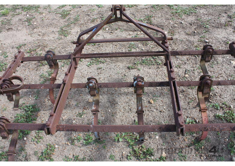 Used Not Specified Unknown Chisel plough interrow Plough in , - Listed ...