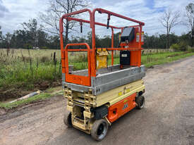 JLG 1930ES Scissor Lift Access & Height Safety - picture0' - Click to enlarge