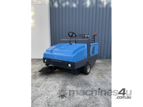 Large Ride on Industrial Floor Sweeper PB160 (Used) - Fully Refurbished