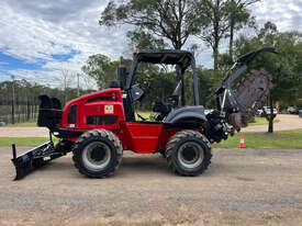 Toro RT1200 Trencher Trenching - picture0' - Click to enlarge