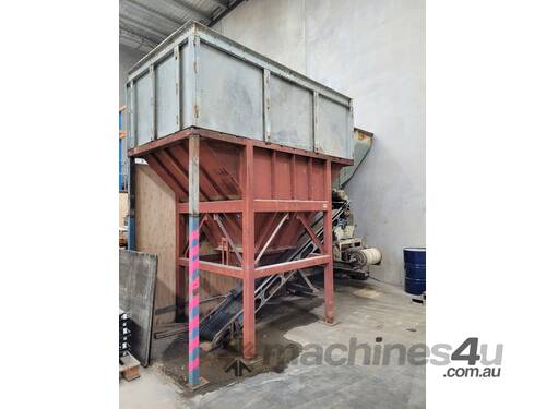 Aggregate Bin Hopper