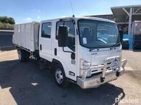 2014 Isuzu NPR300 - picture0' - Click to enlarge