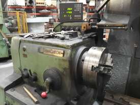 Hwacheon Centre lathe - picture2' - Click to enlarge