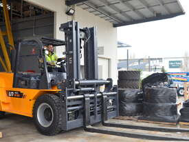 UN Forklift Truck 10T, Heavy Duty: Forklifts Australia - the Industry Leader! - picture2' - Click to enlarge