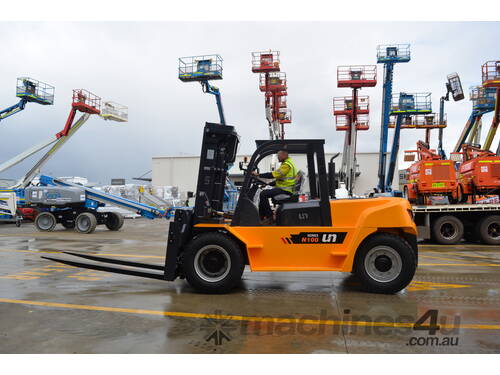 UN Forklift Truck 10T, Heavy Duty: Forklifts Australia - the Industry Leader!