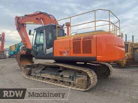 Hitachi ZX330LC-3  Excavator - picture0' - Click to enlarge