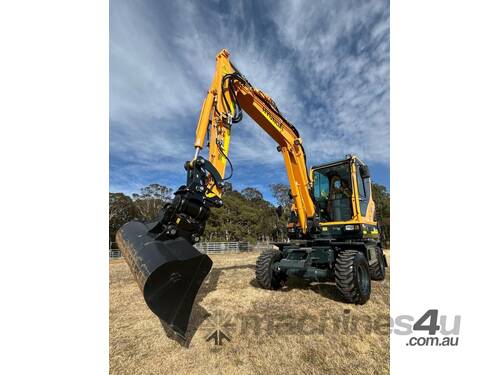 caption 24-29T Hydraulic Tilting Hitch