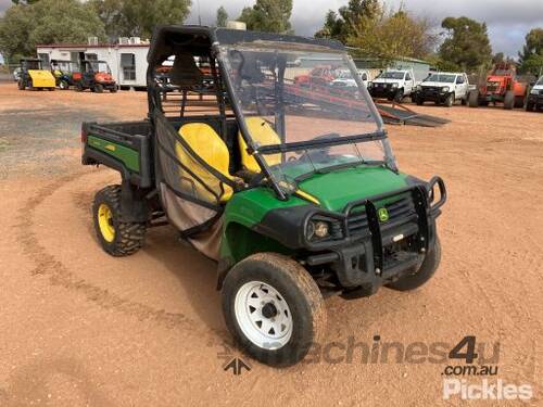 John Deere 855 DSL XUV 4x4 Yard Buggy