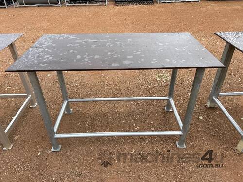 STEEL WORK BENCH