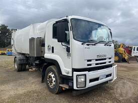 Isuzu FH FVR1000 - picture0' - Click to enlarge