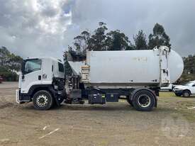 Isuzu FH FVR1000 - picture2' - Click to enlarge