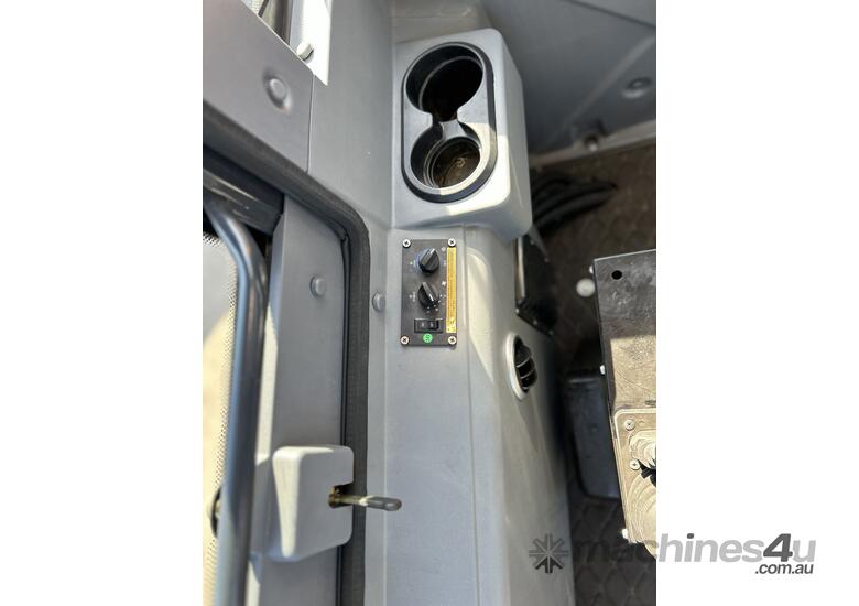 124HP LG828 2.8T Rated Load Wheel Loader