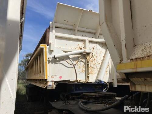 Unbranded Tri Axle Side Tipper