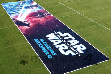 World's Largest Star Wars Poster 40m x 10m (400m2)