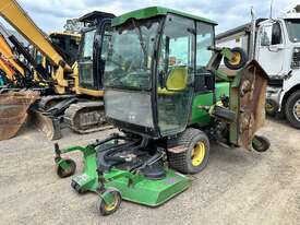 John Deere 1600 Mower - picture2' - Click to enlarge