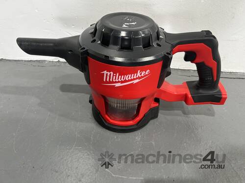 Milwaukee Cordless Compact Vacuum