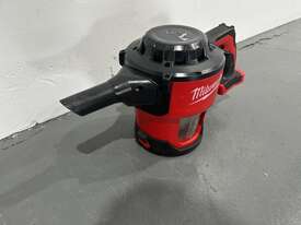 Milwaukee Cordless Compact Vacuum - picture0' - Click to enlarge