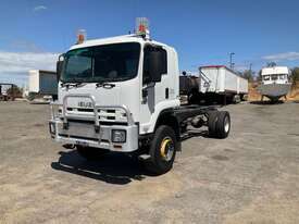 2008 Isuzu FTS 800 Cab Chassis - picture1' - Click to enlarge