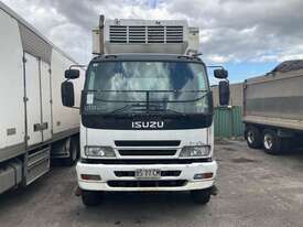 2004 Isuzu FVL1400 Refrigerated Pantech (Day Cab) - picture0' - Click to enlarge
