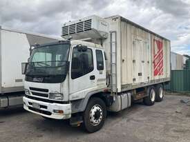 2004 Isuzu FVL1400 Refrigerated Pantech (Day Cab) - picture1' - Click to enlarge