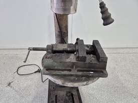 Drill press with vice - picture0' - Click to enlarge