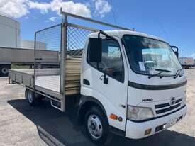 2011 Hino 300 616 Table Top - picture0' - Click to enlarge