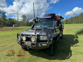 (6780) 2015 Land Cruiser GXL dual cab Lots of extras (Boolboonda, QLD) - picture1' - Click to enlarge