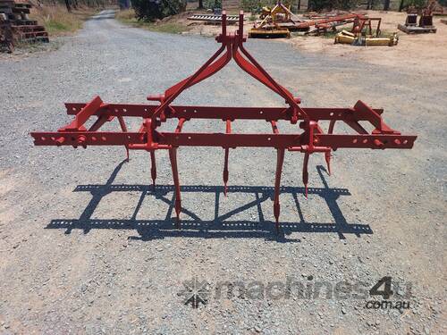 MASSEY FERGUSON Deep 7 Tine Rippers