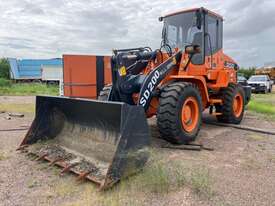 2021 Doosan SD200 Articulated Loader - picture1' - Click to enlarge