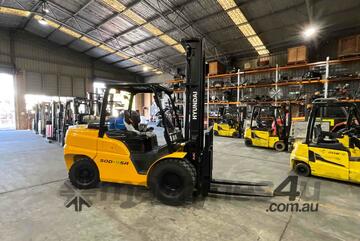   Hyundai 5 Tonne Forklift For Sale