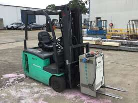 2015 Mitsubishi FB18TCB Counter Balance Forklift - picture0' - Click to enlarge