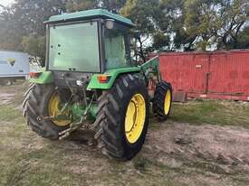 John Deere 2850 Utility Tractors - picture1' - Click to enlarge