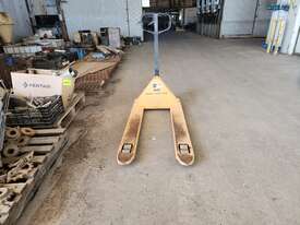 Pallet Jack - picture0' - Click to enlarge