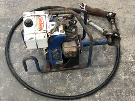 Sunbeam Shearing Plant Two Stroke Petrol Motor with Handpiece - picture0' - Click to enlarge